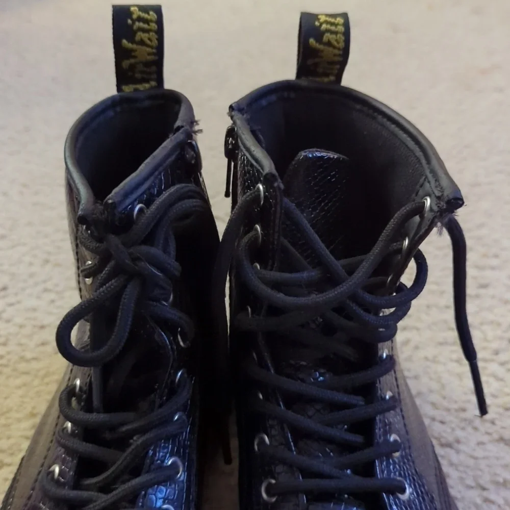 Dr Martens patent “snake skin” boots size 3